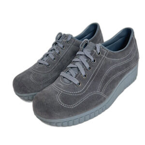 Vintage Kinney Shoes Grey Suede Sneakers Women's Size 8.5